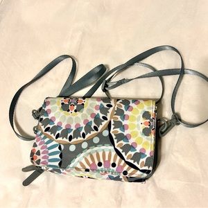 Cross body wallet